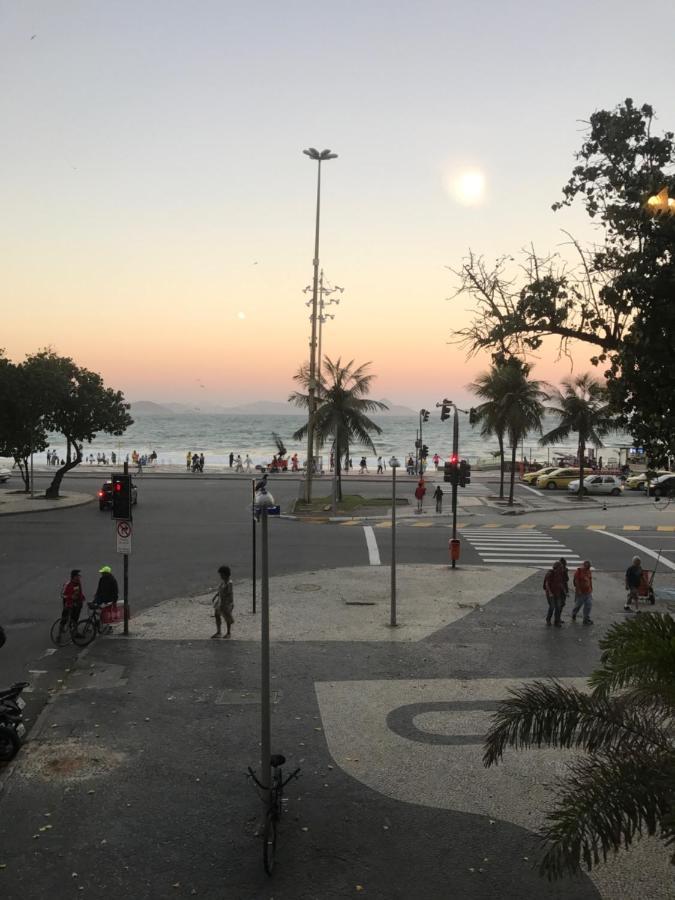 Apartamento No Melhor Ponto De Copacabana A 5 Minutos Da Praia Рио-де-Жанейро Экстерьер фото